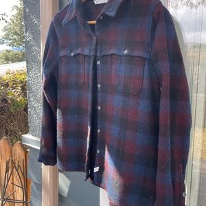 Woolrich Women’s wool shacket shirt jacket